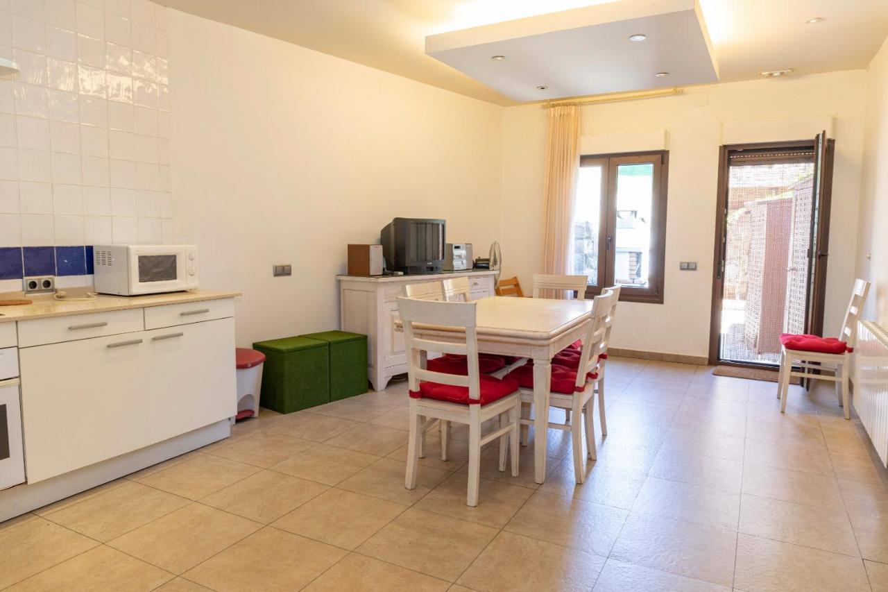 Apartamento Abuela Benita Cebreros Esterno foto